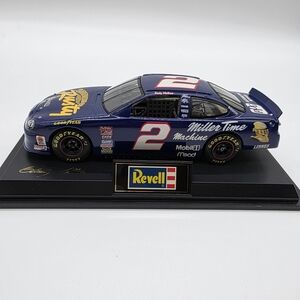 Revell Rusty Wallace #2 Ford Taurus Miller Time NASCAR Diecast 1:24 Collectible